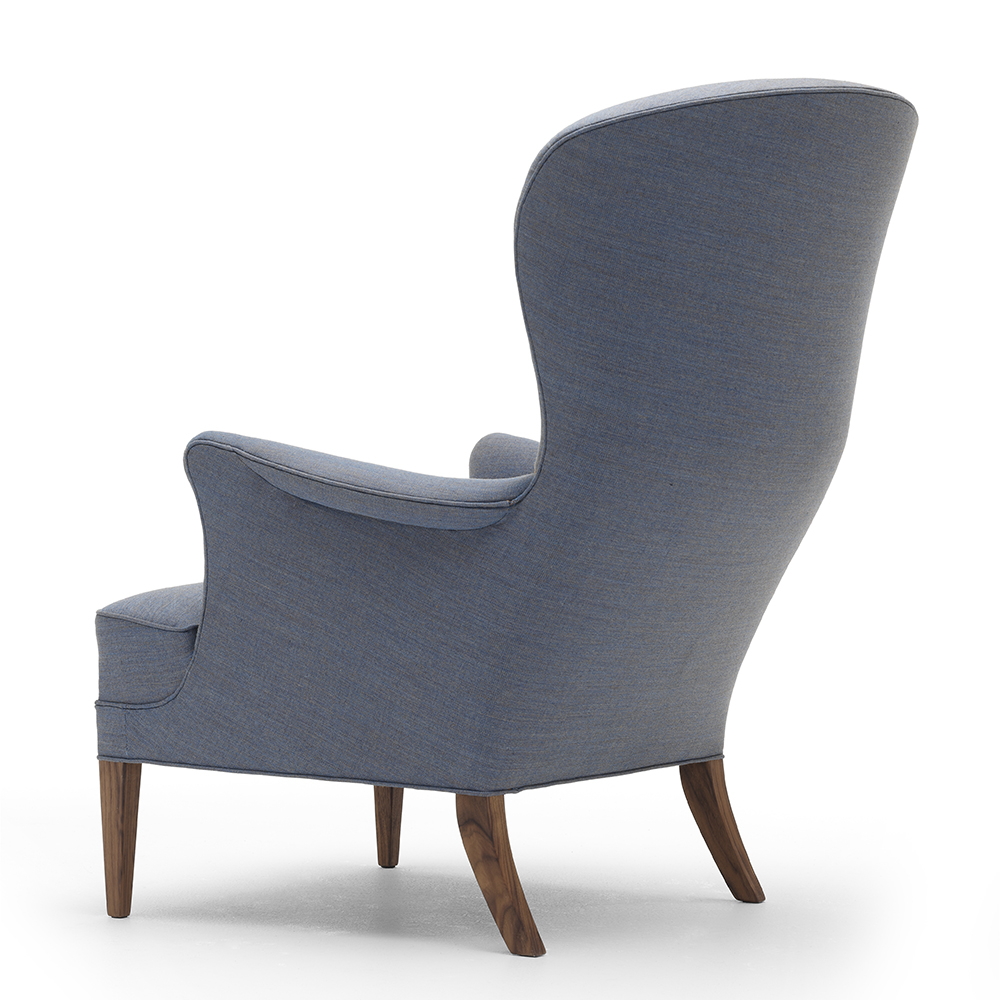 FH419 Heritage Chair designed by Frits Henningsen, manufactured by Carl Hansen & Son
