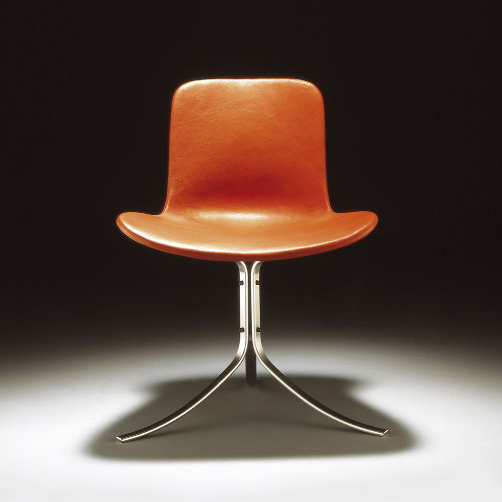 PK9 chair designed by Poul Kjaerholm for Fritz Hansen