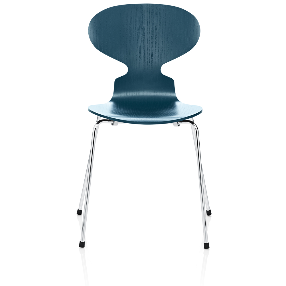 Ant chair designed by Arne Jacobsen for Fritz Hansen 